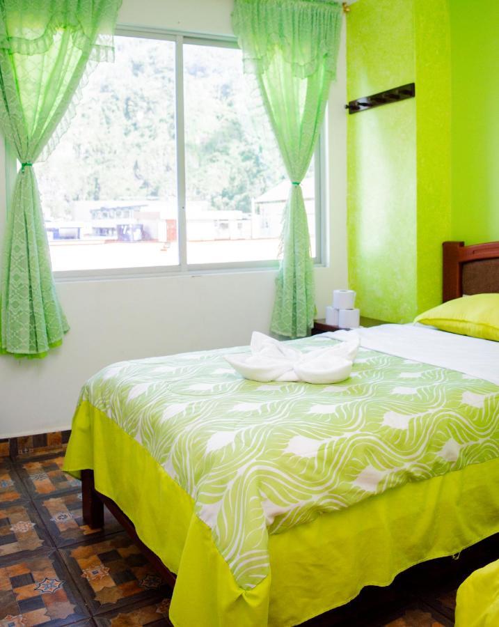 Residencial Amaru Hotel Baños Buitenkant foto