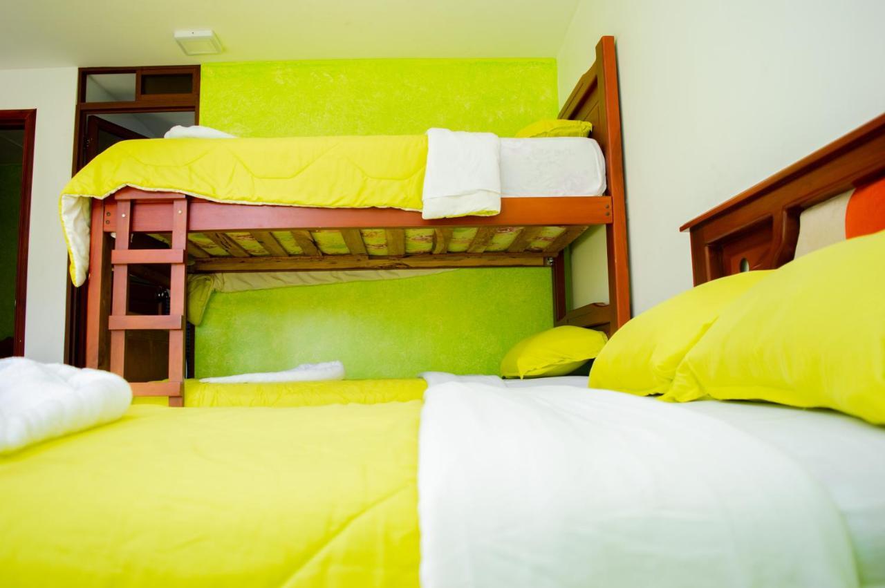 Residencial Amaru Hotel Baños Buitenkant foto