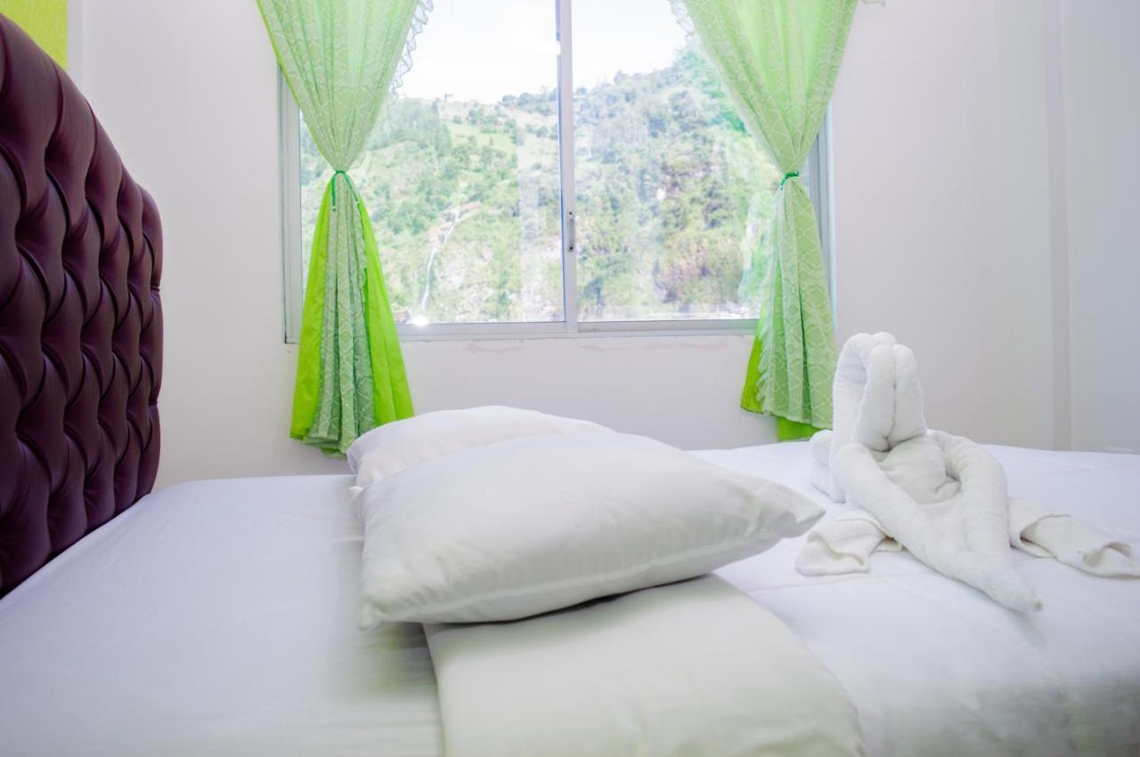 Residencial Amaru Hotel Baños Buitenkant foto