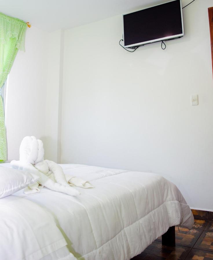 Residencial Amaru Hotel Baños Buitenkant foto