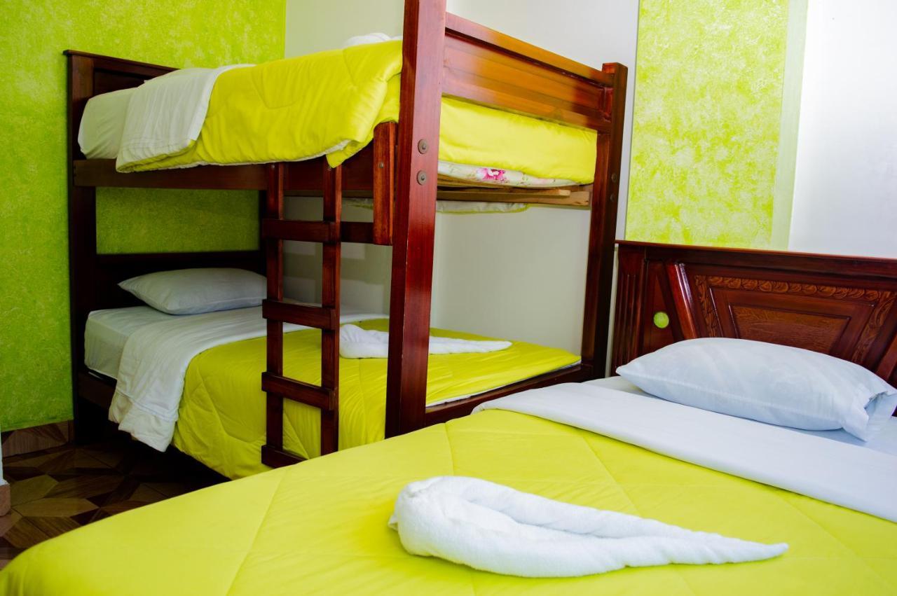 Residencial Amaru Hotel Baños Buitenkant foto